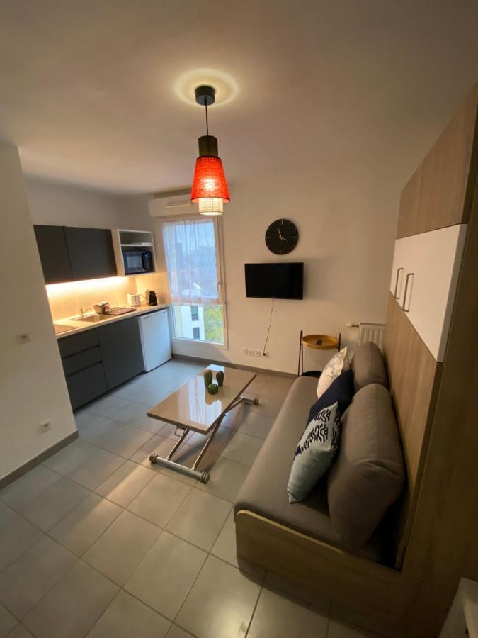 Studio Chic Little Boheme Proche Hopitaux, 15 Mn Du Centre 里昂 外观 照片